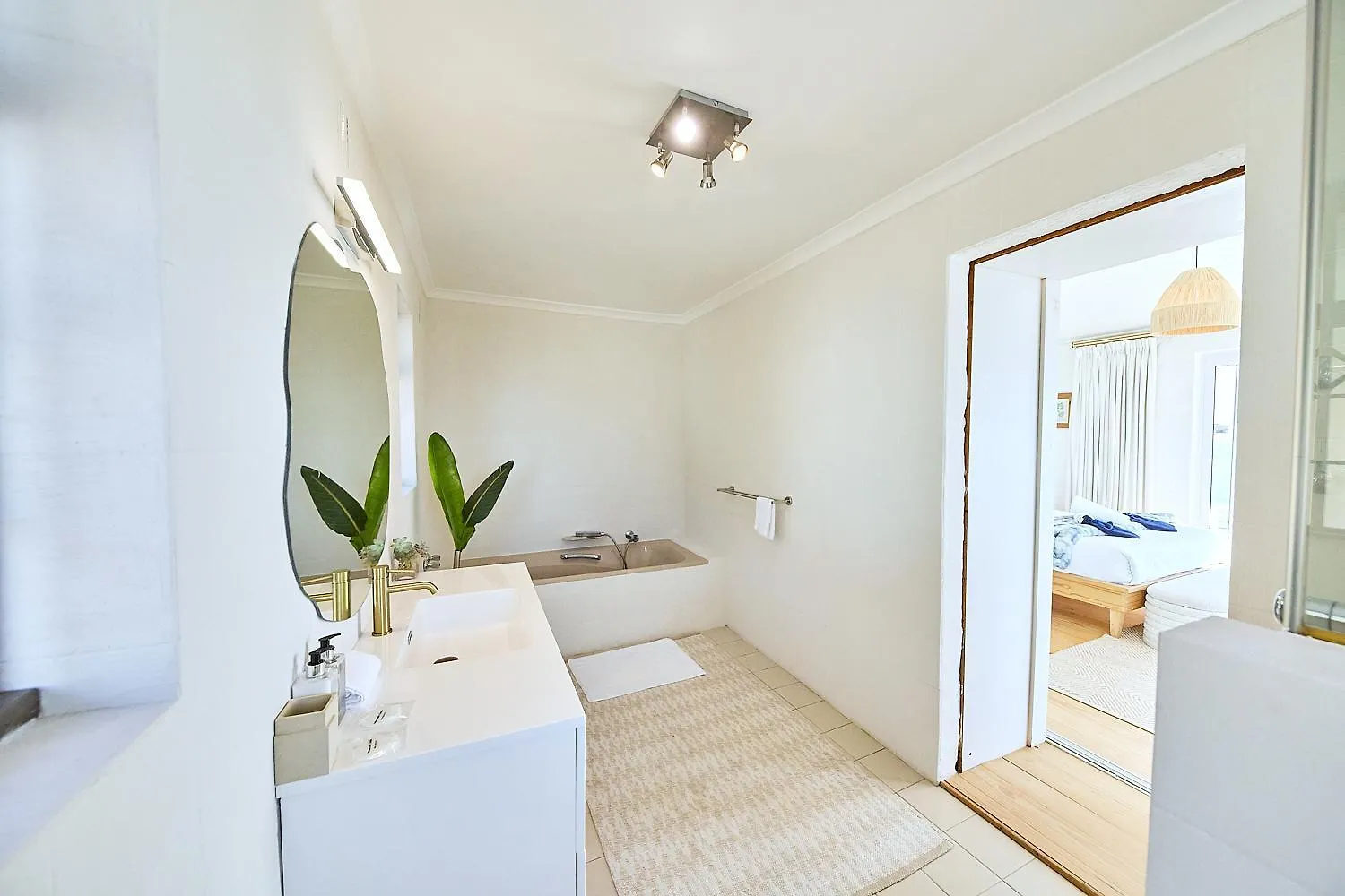 Mountain Oasis - Views, Pool, Hot Tub & Inverter Cape Town 0*,  Güney Afrika